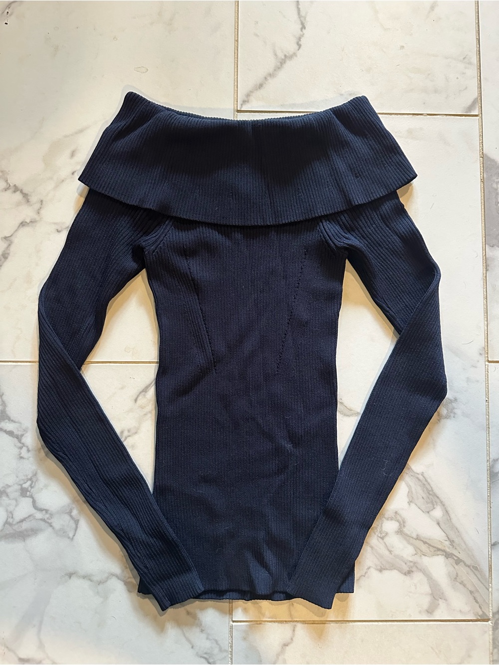 MICHAEL Michael Kors Navy Off-the-Shoulder Ribbed Sweater